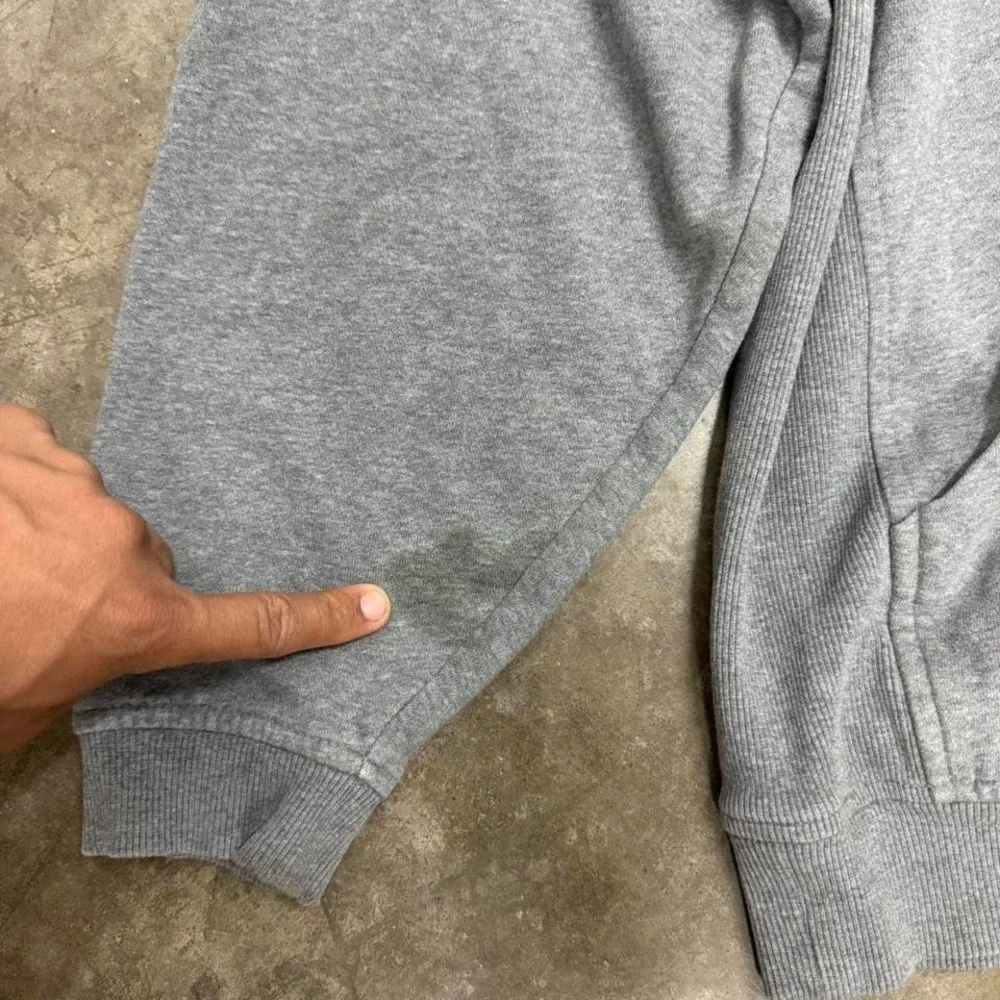 Y2K Grey Nike Nebraska Wesleyan University center swoosh‎ Size M